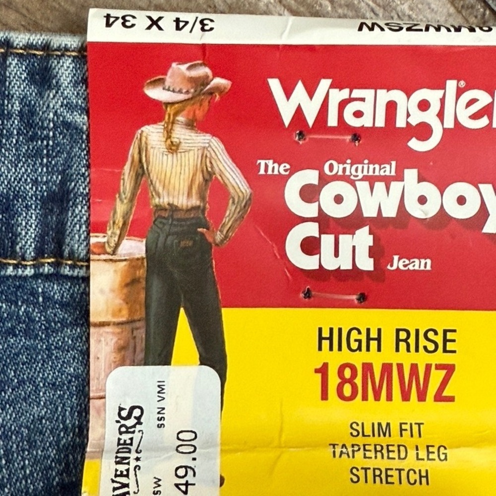 Wrangler Women's Cowboy Cut High Rise Straight Leg Jeans, Medium Wash,3/4x34 NWT - Picture 13 of 13